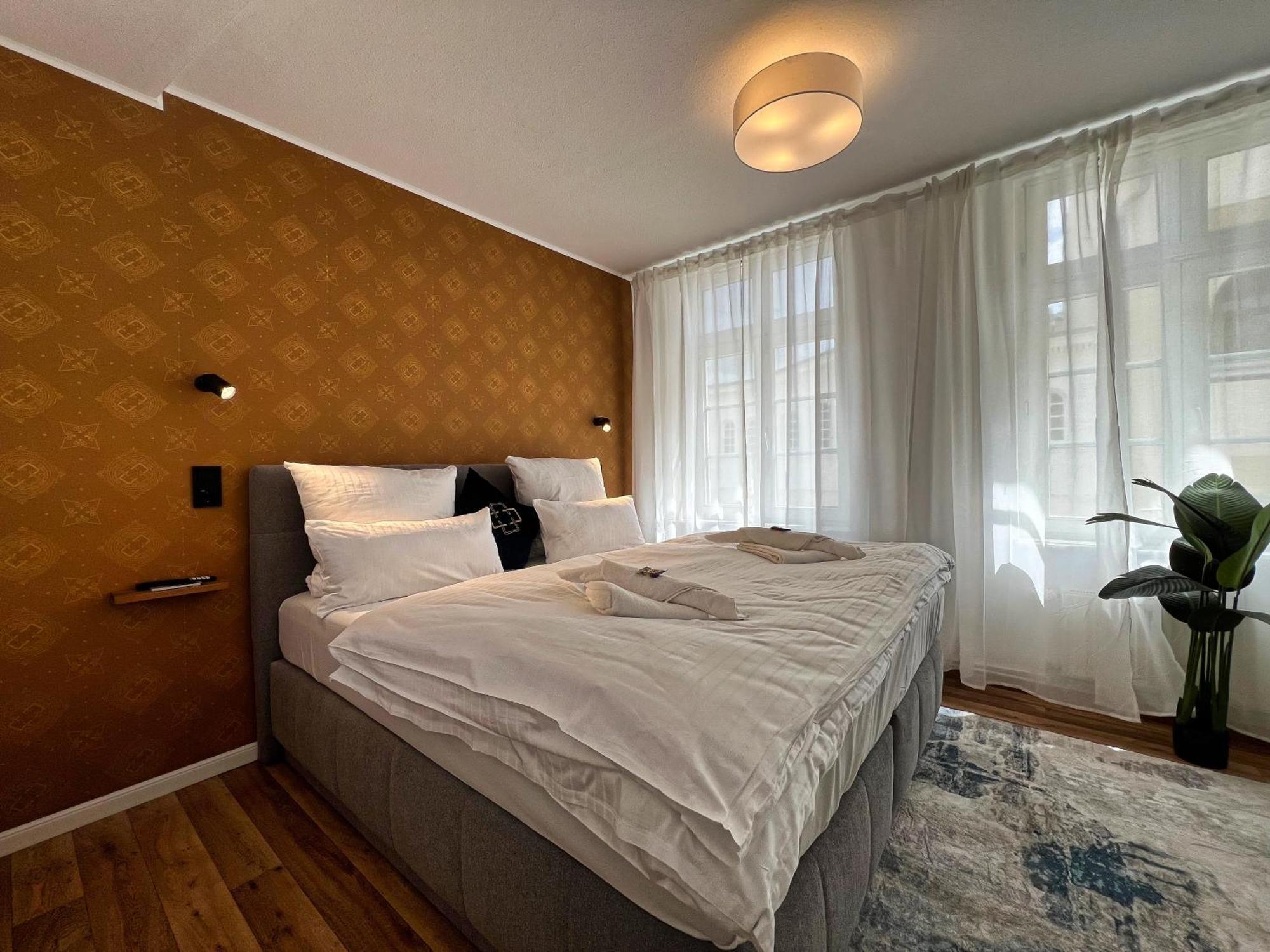 Nr 3 Lichtdurchflutetes Apartment Am Historischen Marktplatz 66 Qm #Cosiness Company 23 Schwerin  Exterior photo