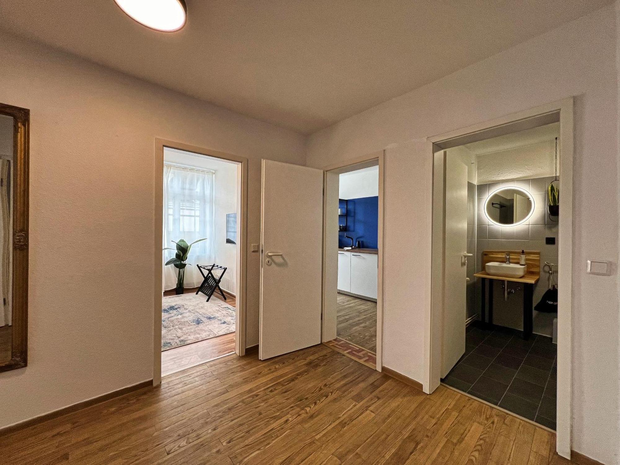 Nr 3 Lichtdurchflutetes Apartment Am Historischen Marktplatz 66 Qm #Cosiness Company 23 Schwerin  Exterior photo
